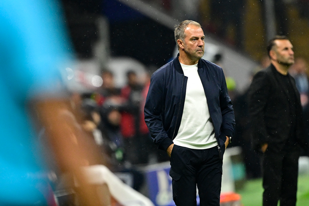 Hansi Flick confirms star duo return ahead of Real Betis clash